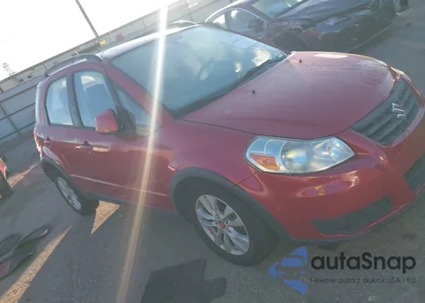 2013 Suzuki Sx4 Premium z USA, uszkodzony, nr VIN JS2YB5A33D6101609